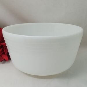 Pyrex Hamilton Beach Large Milk Glass Mixing Bowl